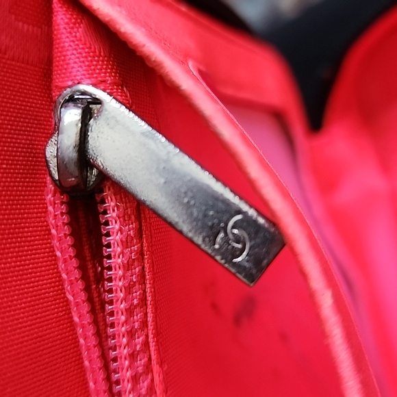 Rare Chanel Camden Organizer Clutch Purse Wristlet Quilted Calfskin Full Zip - Picture 11 of 12